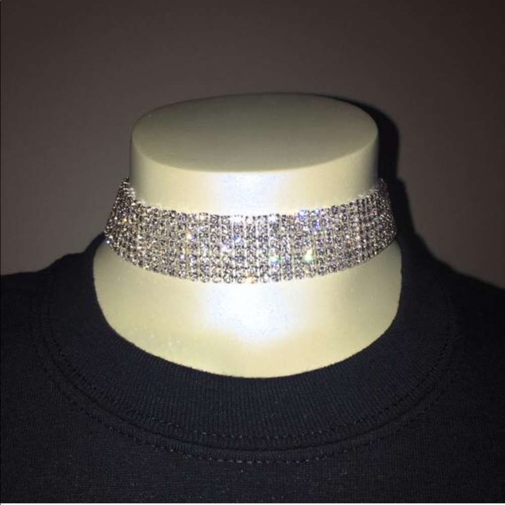 7 Paved Diamond Choker